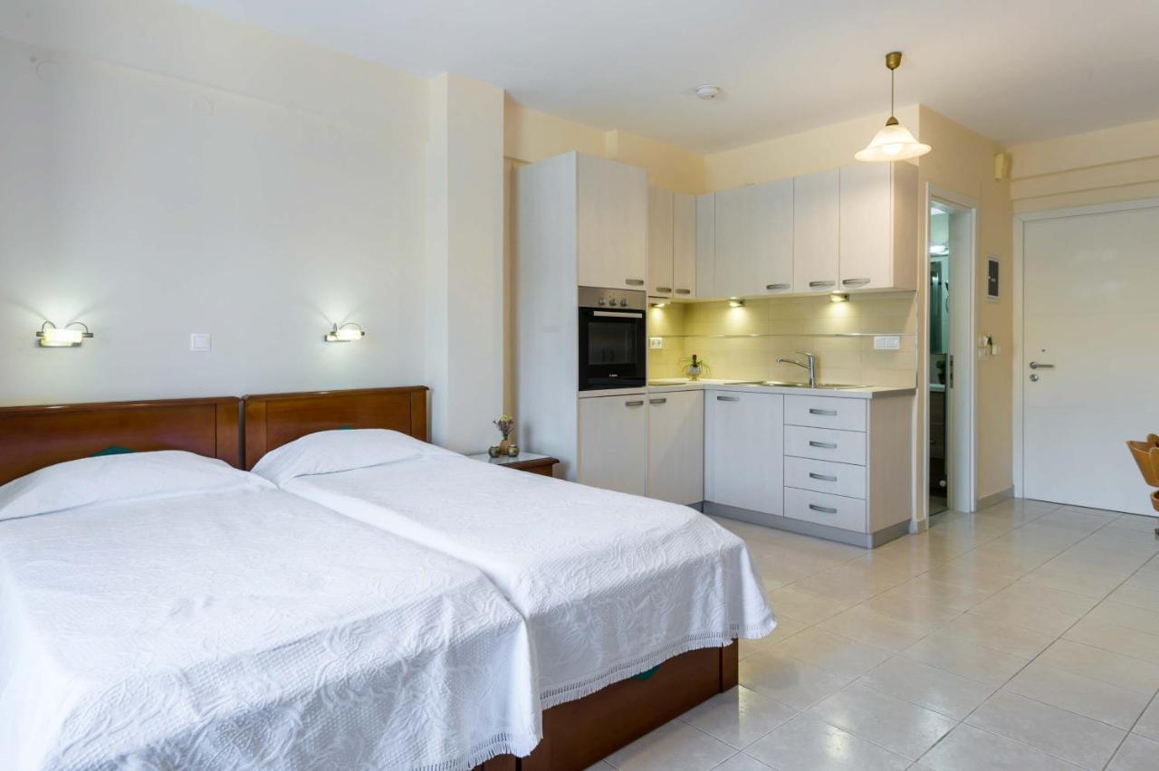 Rouchotas Apartments Argosztóli Kültér fotó